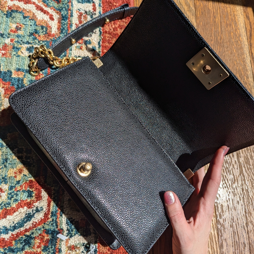 Authentic Chic Black Quilted Chain Bag - Picture 3 of 10